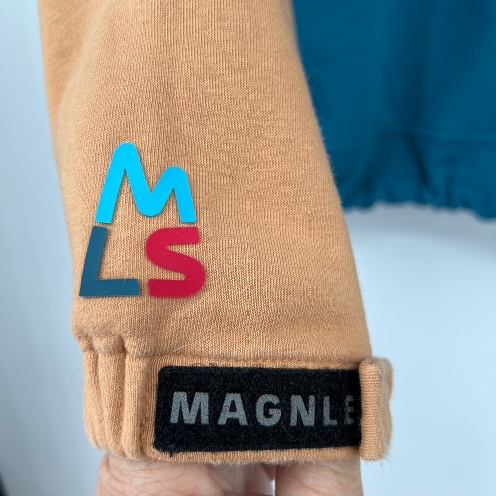 Magnlens Men's Collared Buttondown Colorblock Pul… - image 3